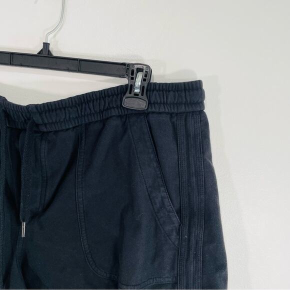 Athleta Farallon Black Mid Rise Drawstring Waist Organic Cotton Shorts 16 - Picture 6 of 14